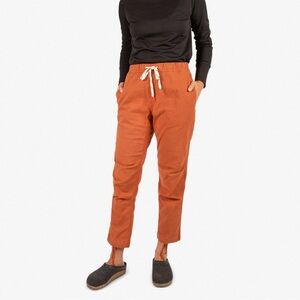 My favorite pants don’t fit 😭 Size Large (10/12) Gently Used Topo Designs pants